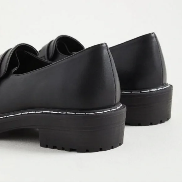 TORRID Shoes Women’s Chunky Lug Loafers Chunky Block Heel Shoes Size 10.5WW New - Picture 4 of 8